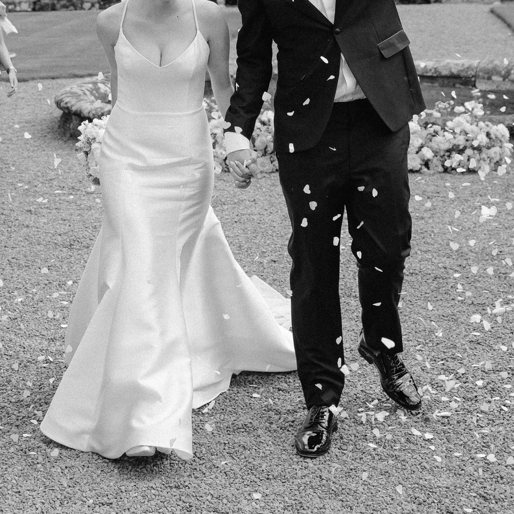 Reem Acra Elegant White Wedding Dress